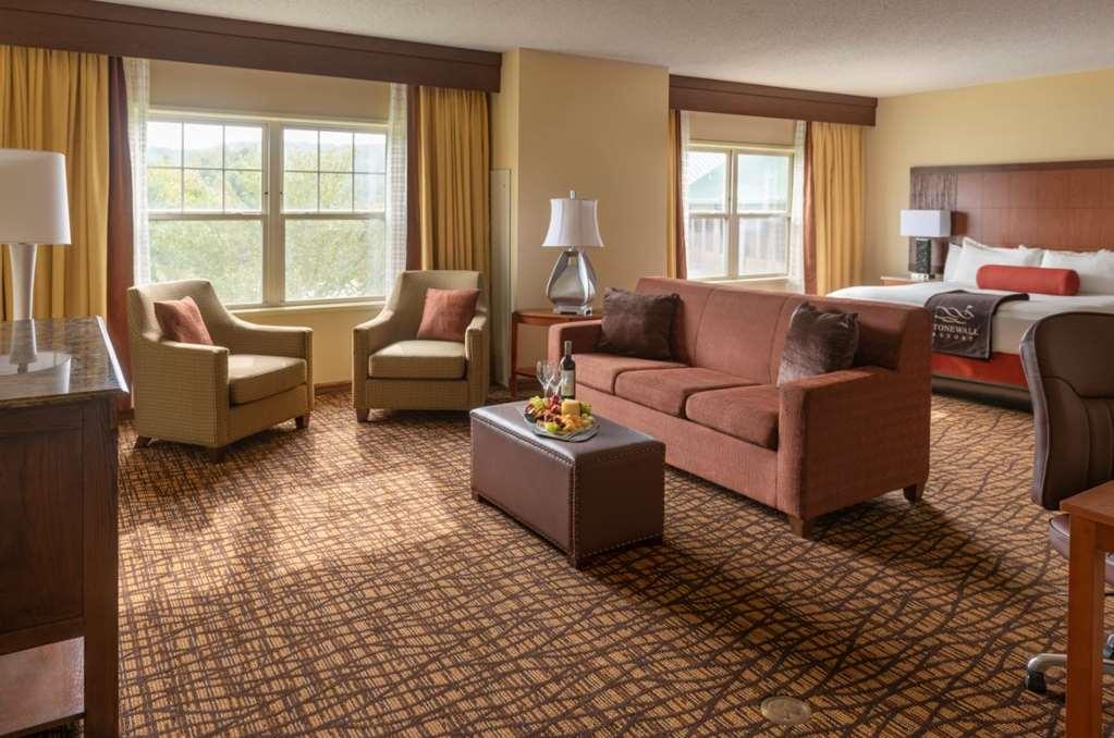 Stonewall Resort Roanoke Номер фото
