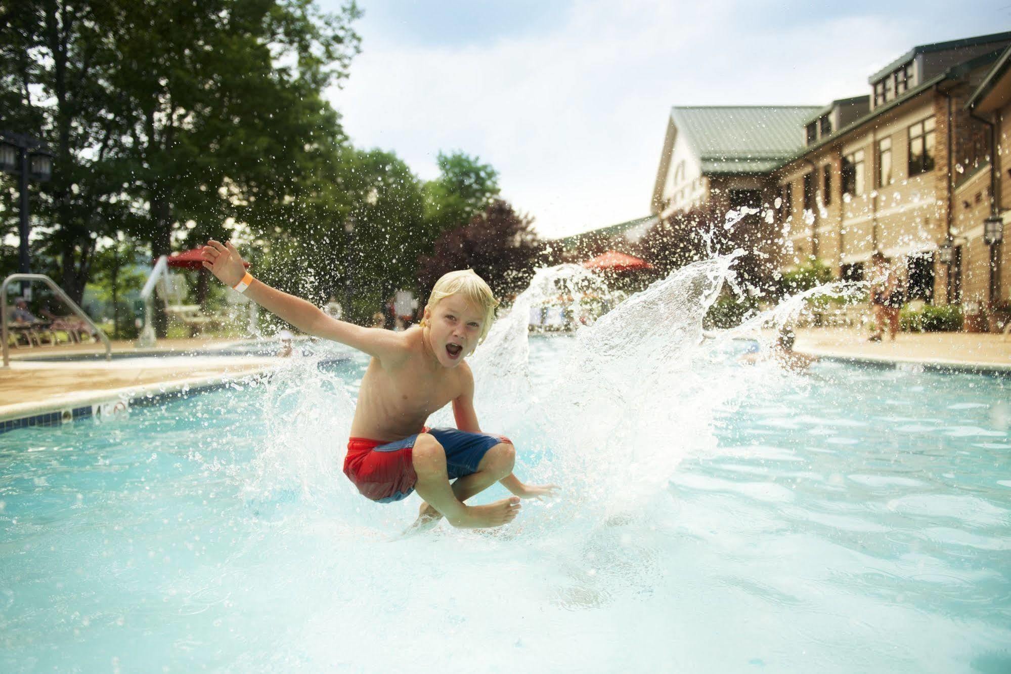 Stonewall Resort Roanoke Екстер'єр фото